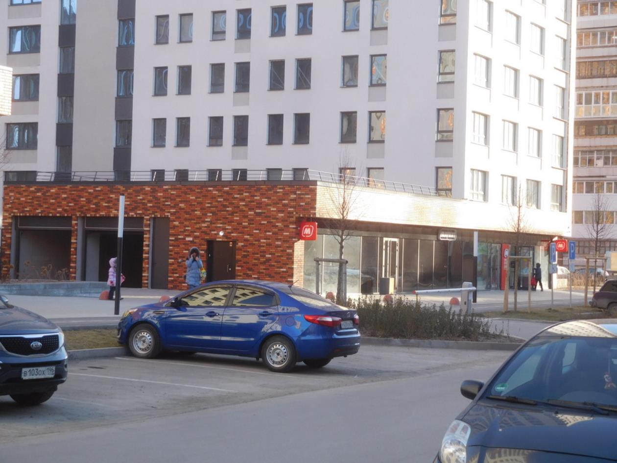 Новаторов 8. Брусника квартал новаторов. Улица новаторов 8в екатеринбург. Новаторов 8в вайлдберриз. Новаторов 8 отзывы.